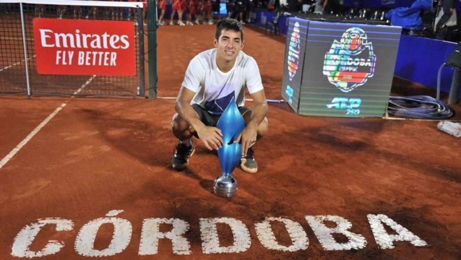 Christian Garín celebró su tercer titulo ATP. (Foto: @GangTenis). 